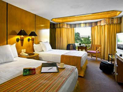 Hotel Guadalajara Plaza Ejecutivo 4*